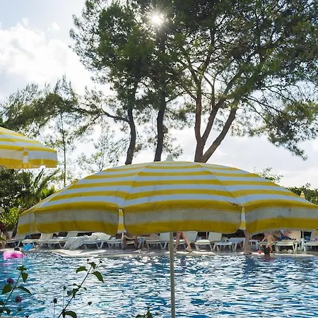 Incekum West Hotell Okurcalar